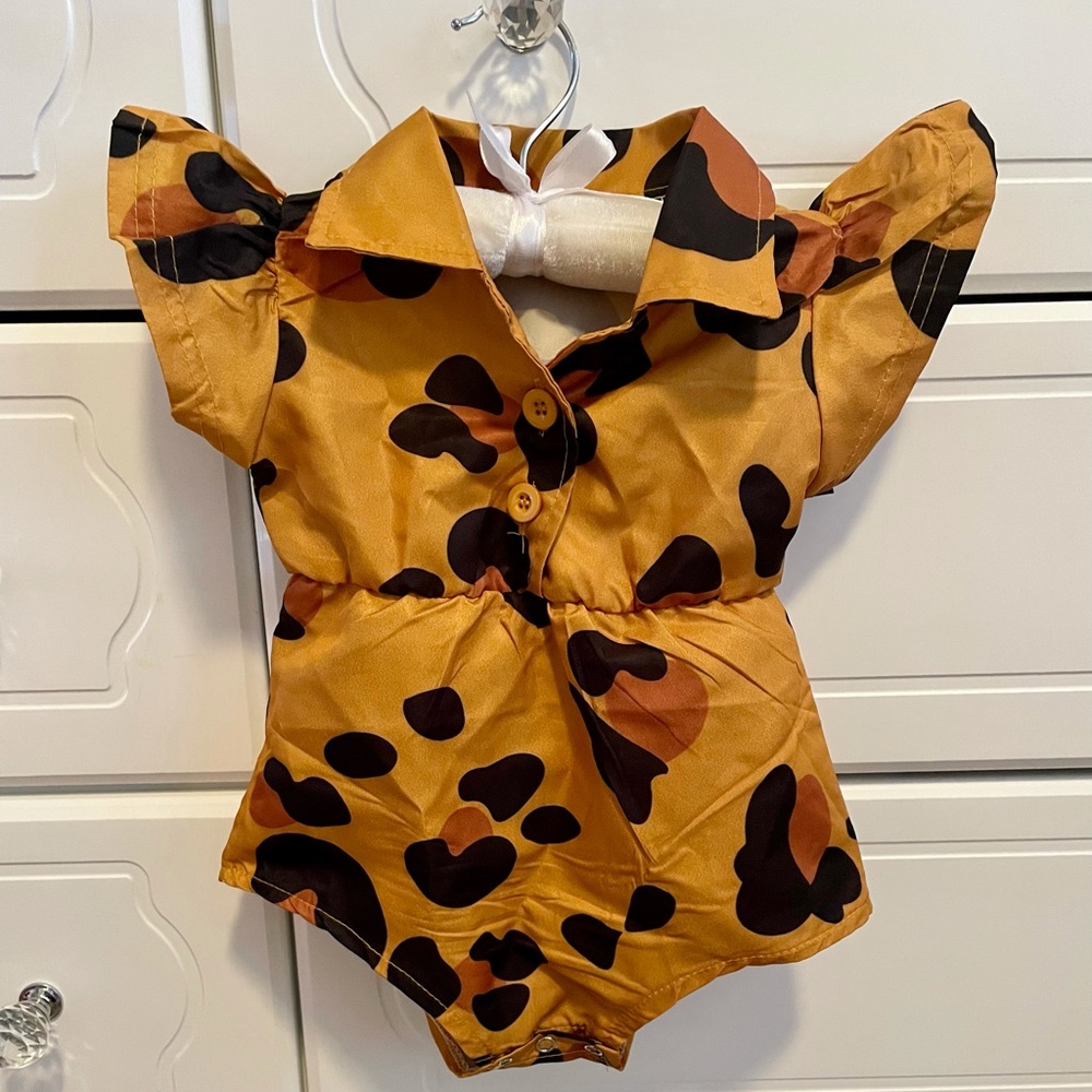 ☀️Baby power sleeve onesie